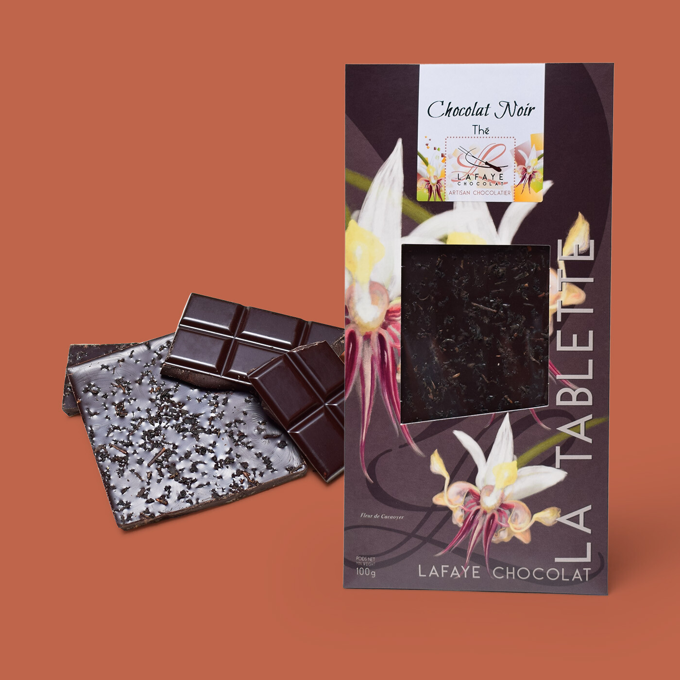 tablette chocolat noir parsemée de thé