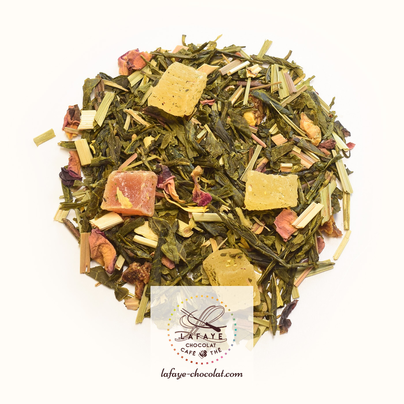 Fruit de la passion glacé sur thé vert